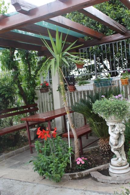 Apartment Danka Оміш Екстер'єр фото